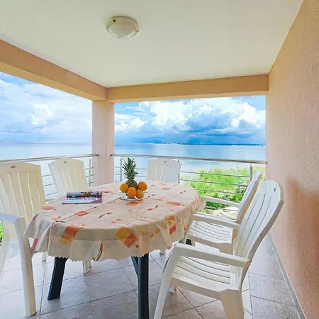 Stunning In With Wifi Apartment