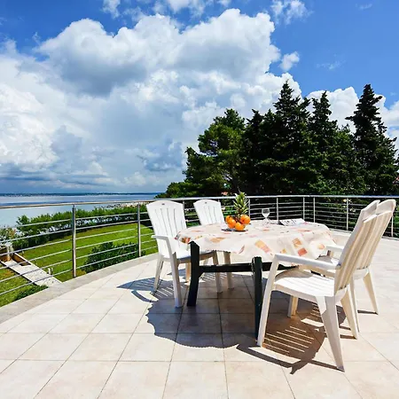 Stunning In With Wifi Apartment *